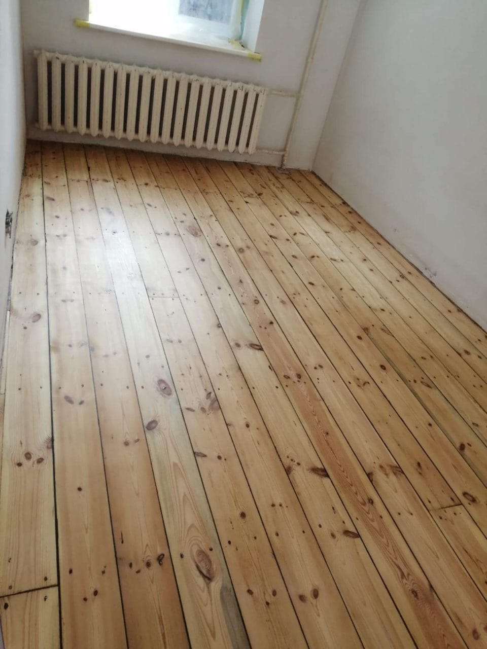 grīdas seguma labošana, slīpēšana, pulēšana, eļļošana, lakošana