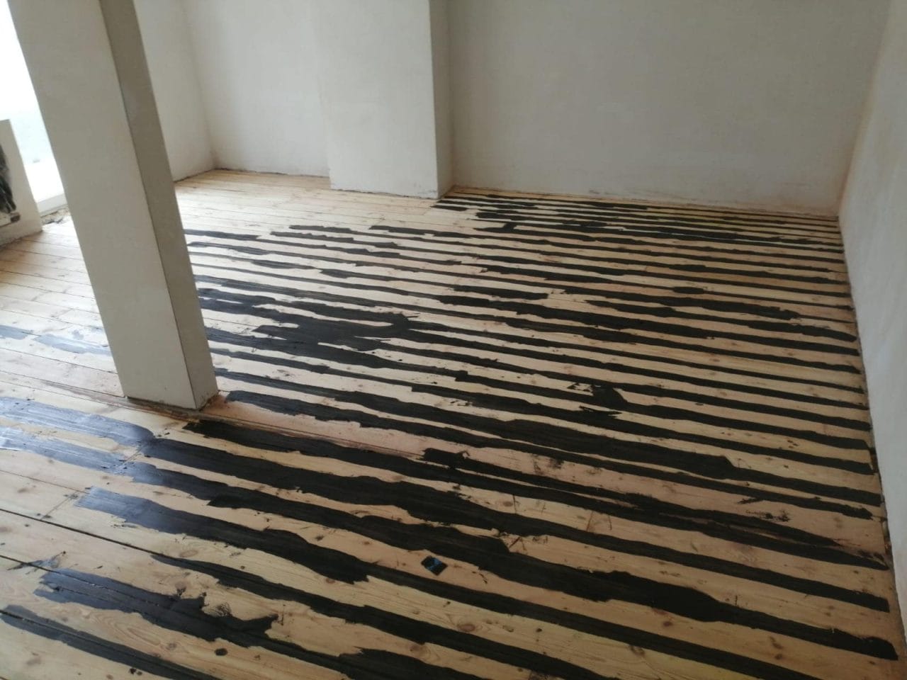 grīdas seguma labošana, slīpēšana, pulēšana, eļļošana, lakošana